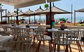 Sunrise Hotel Cameria